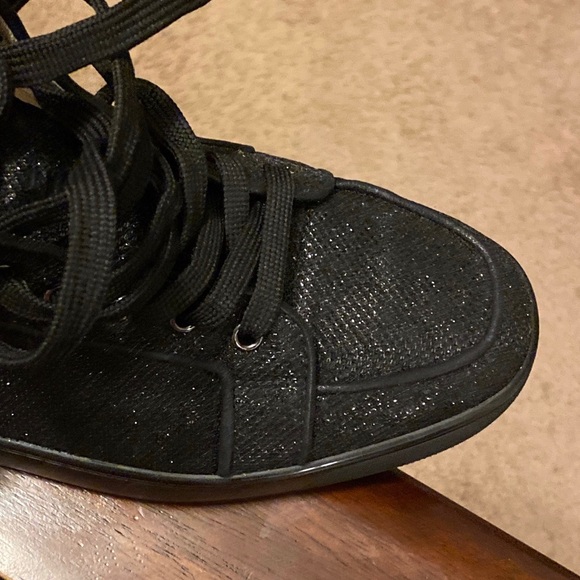 Authentic Men’s CHRISTIAN LOUBOUTIN Sneaker - Picture 3 of 7